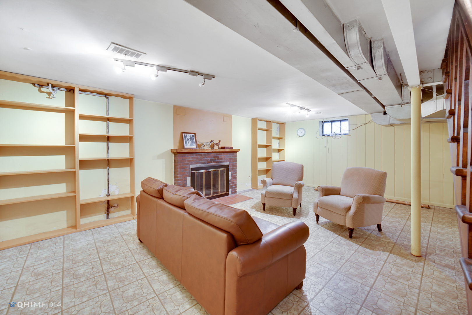 10151 South Bell Avenue Chicago, IL 60643 - Photo 19 of 22 a living room with furniture and a large window