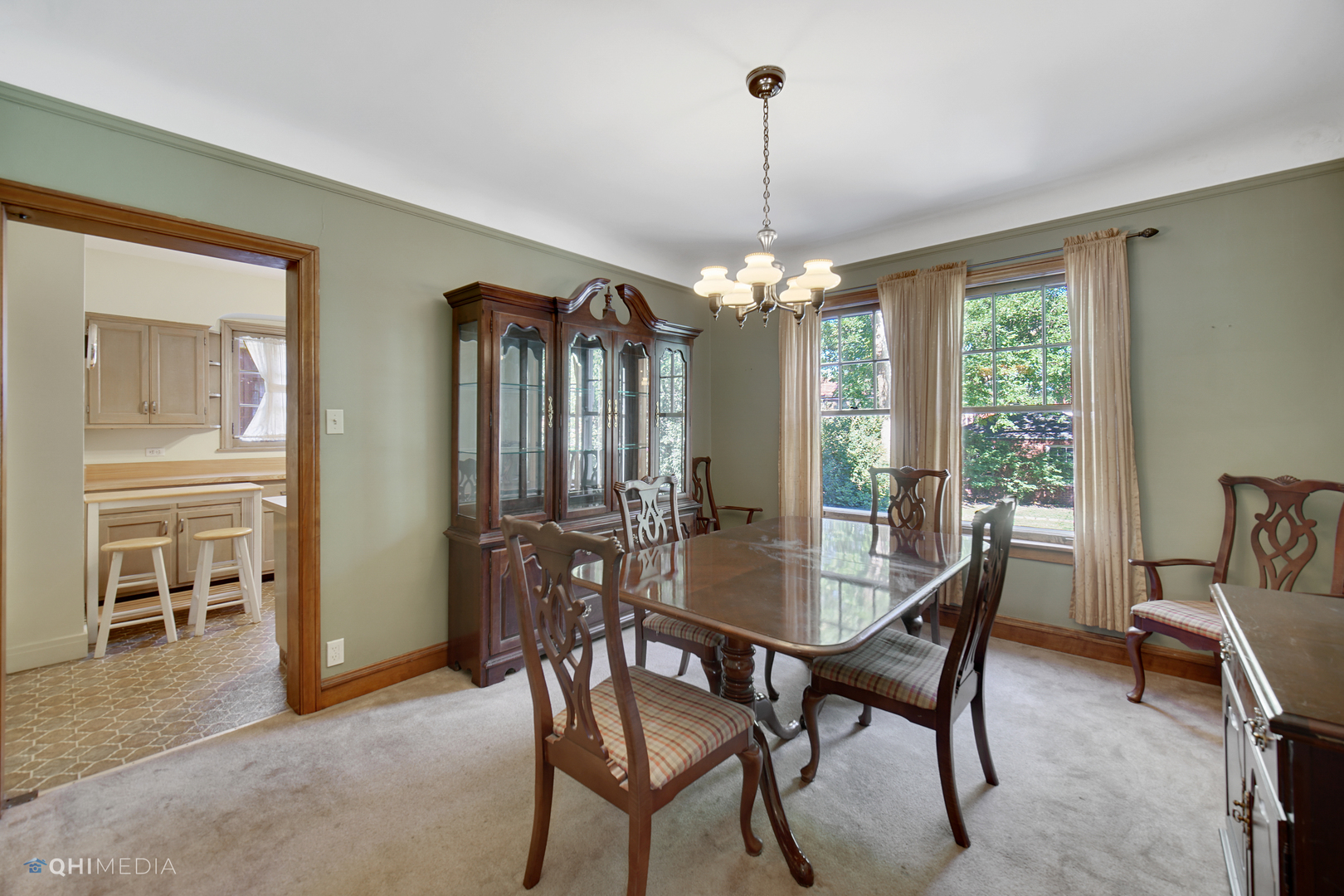 10151 South Bell Avenue Chicago, IL 60643 - Photo 6 of 22 a view of a dining room with furniture window and outside view