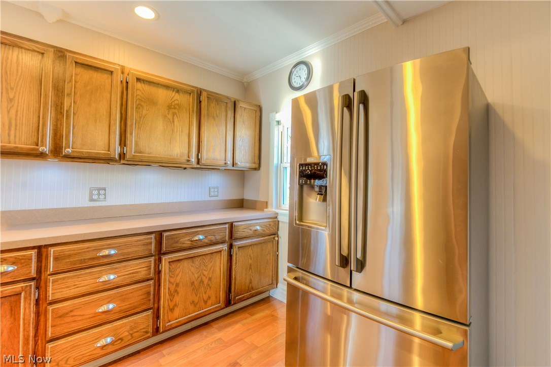 12620 North Road Cleveland, OH 44111 - Photo 13 of 27 Gallery Image 13