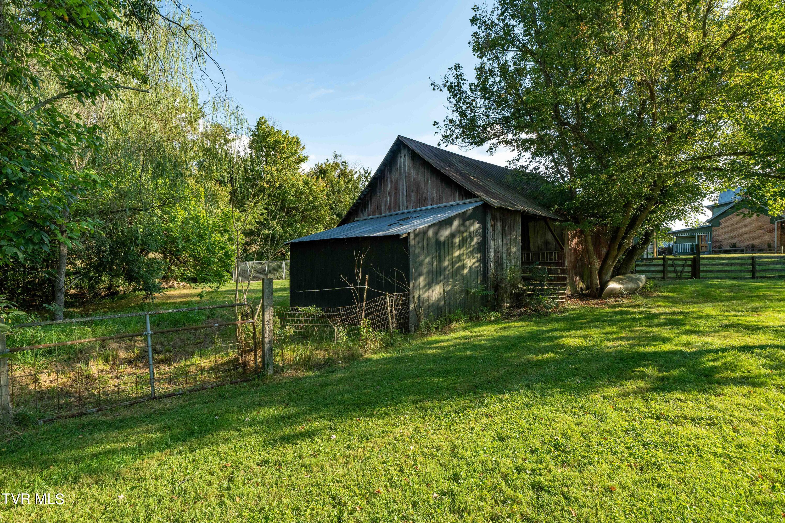 342 Glendale Road Limestone, TN 37681 - Photo 83 of 112 342 Glendale Rd (85 of 180)