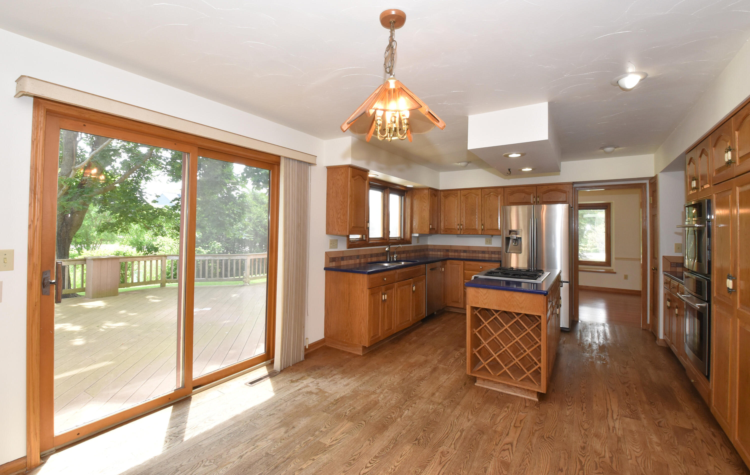 6515 Jessica Turn Caledonia, WI 53402 - Photo 13 of 59 Kitchen