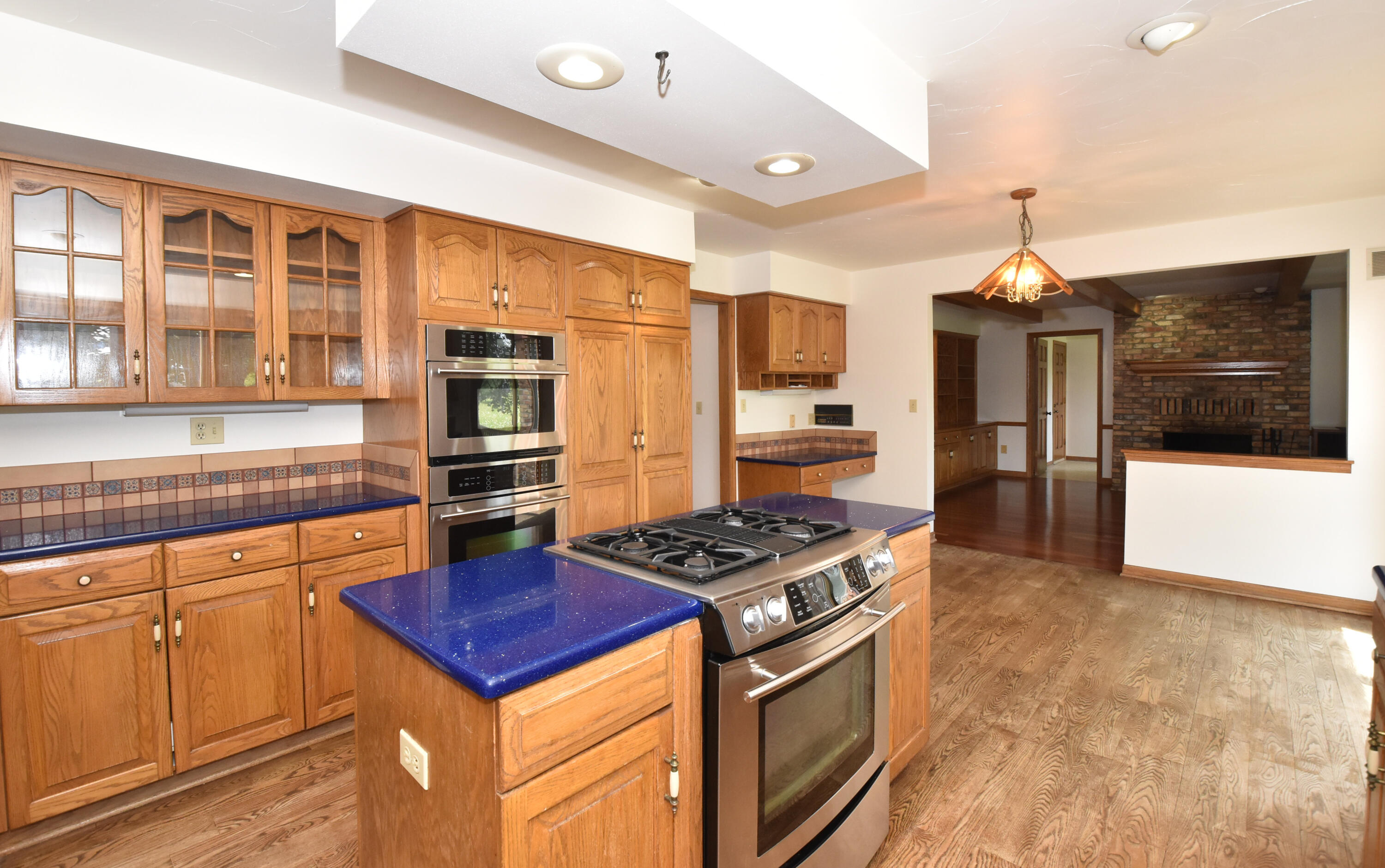 6515 Jessica Turn Caledonia, WI 53402 - Photo 16 of 59 Kitchen