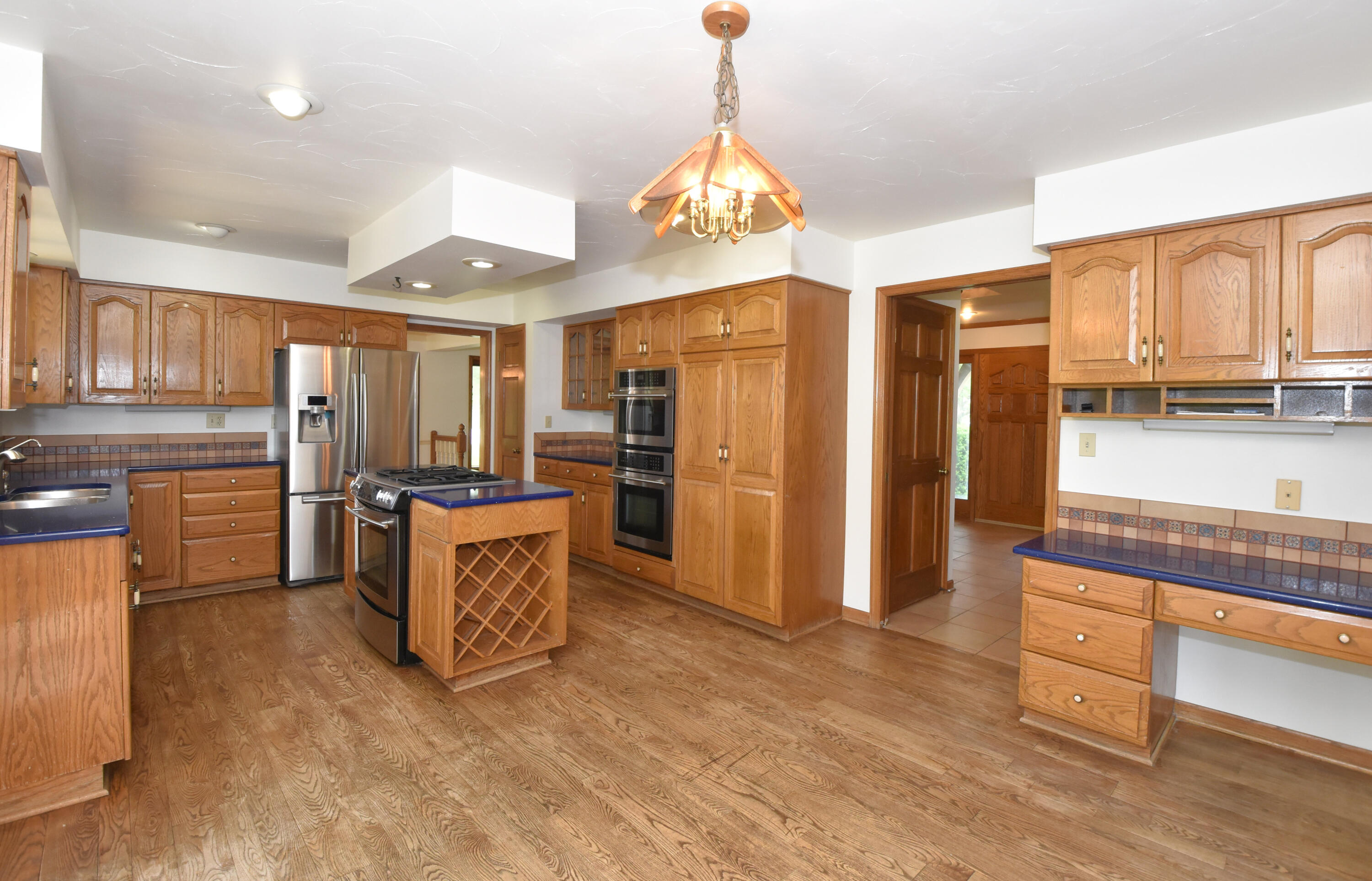 6515 Jessica Turn Caledonia, WI 53402 - Photo 17 of 59 Kitchen