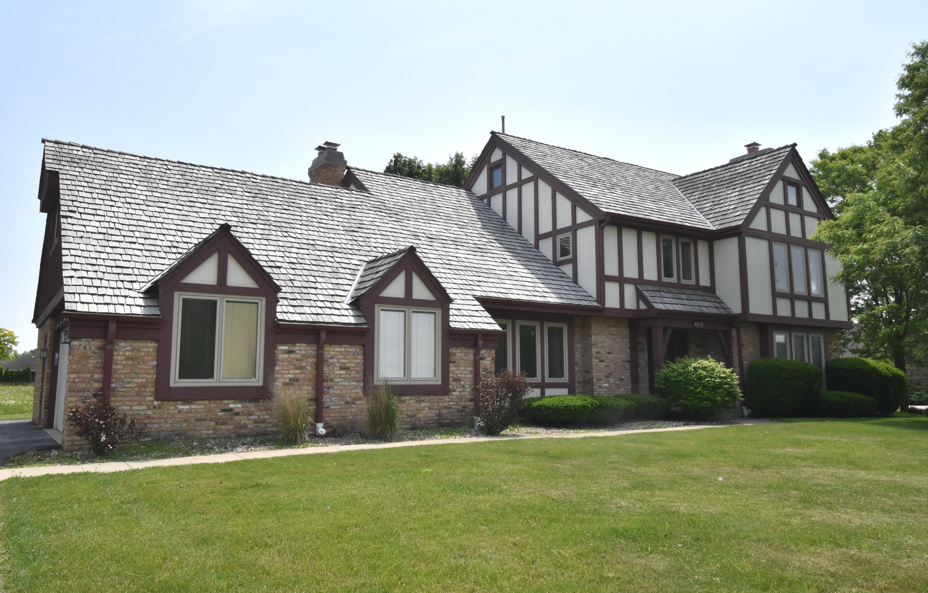 6515 Jessica Turn Caledonia, WI 53402 - Photo 2 of 59 Front