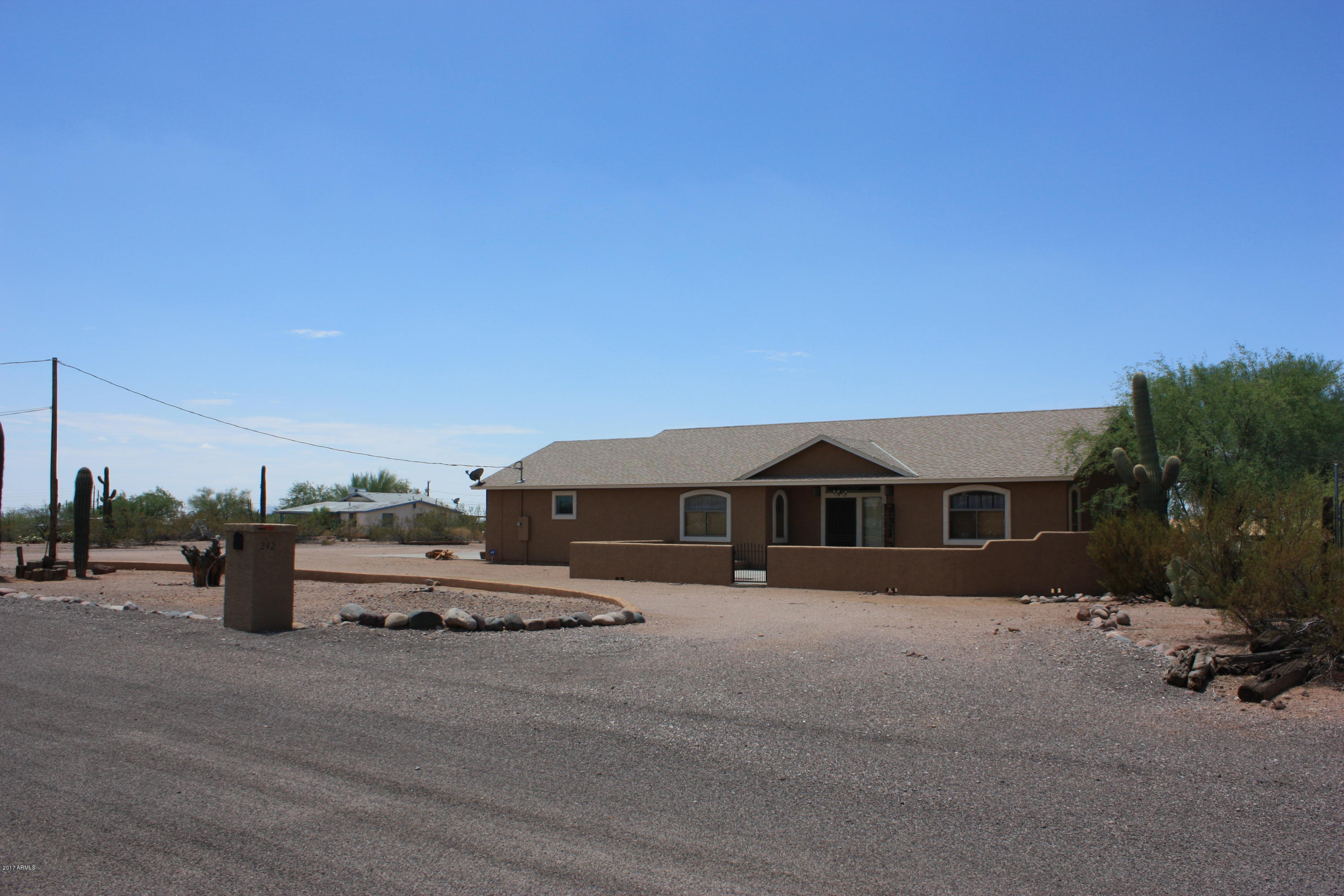 242 North Conestoga Road Apache Junction, AZ 85119 - Photo 1 of 38 1 (0)