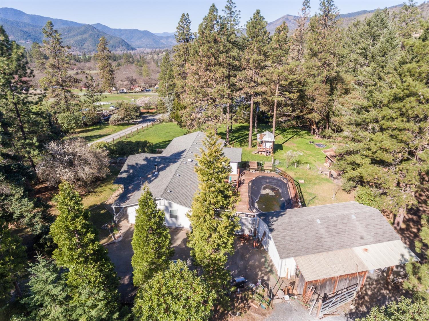 325 Haven Road Jacksonville, OR 97530 - Photo 1 of 20 Primary Photo
