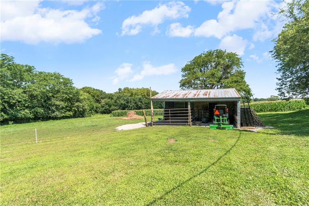 8235 Northwest Kidder Road Kidder, MO 64649 - Photo 34 of 58