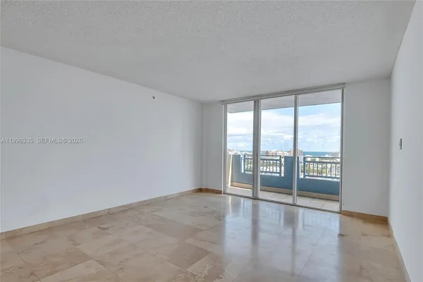 $899,000 | 90 Alton Road, Unit 1409, Miami Beach, FL 33139