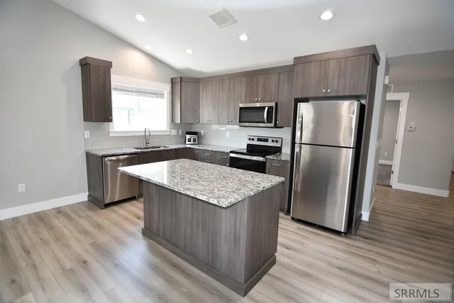 $675,000 | 195-197 2nd Street, Idaho Falls, ID 83401