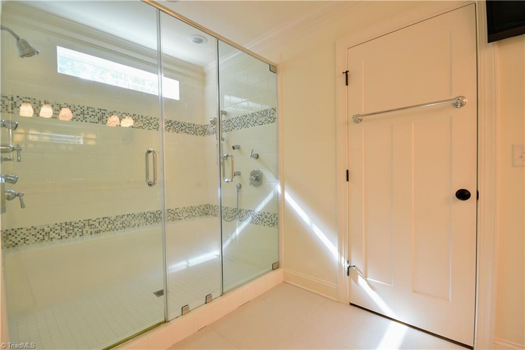941 Avon Road Winston-Salem, NC 27104 - Photo 15 of 27 Gallery Image 15
