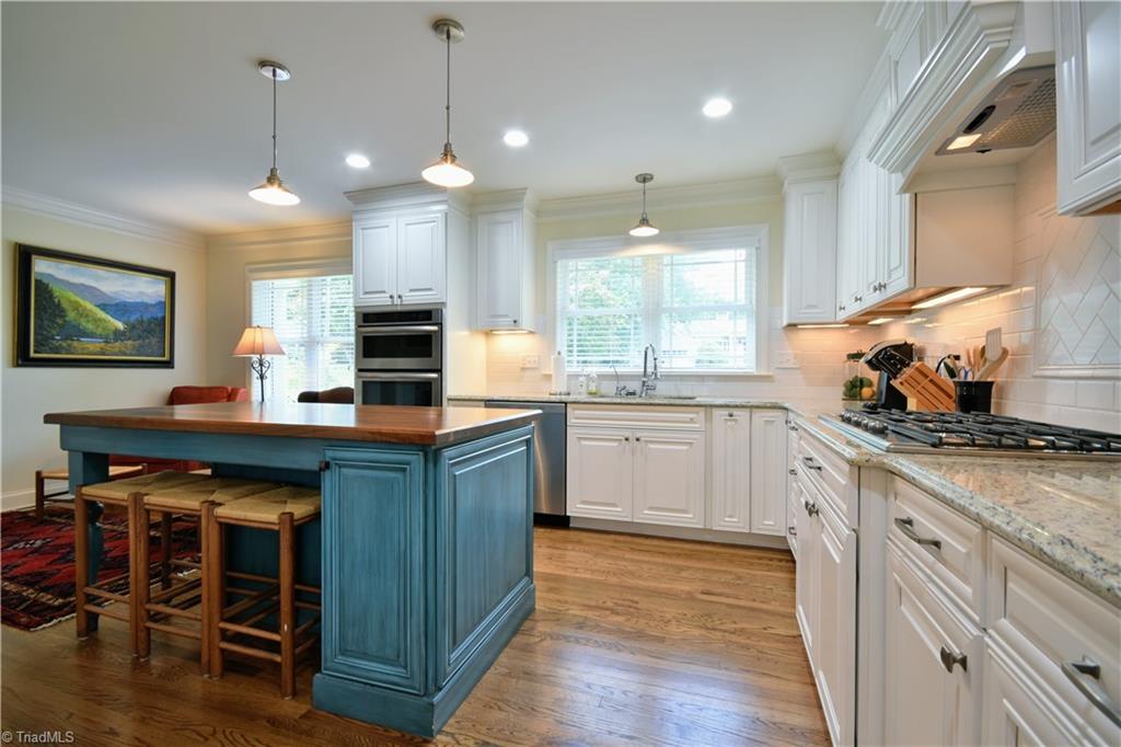 941 Avon Road Winston-Salem, NC 27104 - Photo 7 of 27 Gallery Image 7