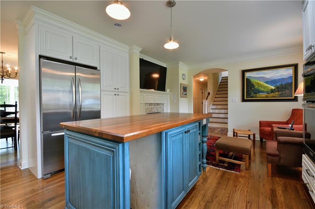 941 Avon Road Winston-Salem, NC 27104 - Photo 8 of 27 Gallery Image 8