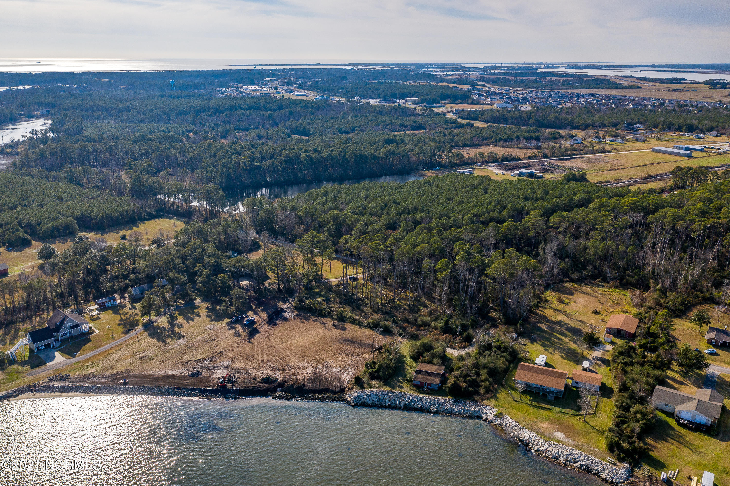 305 Piver Road Beaufort, NC 28516 - Photo 10 of 24 Chill Photo_-97