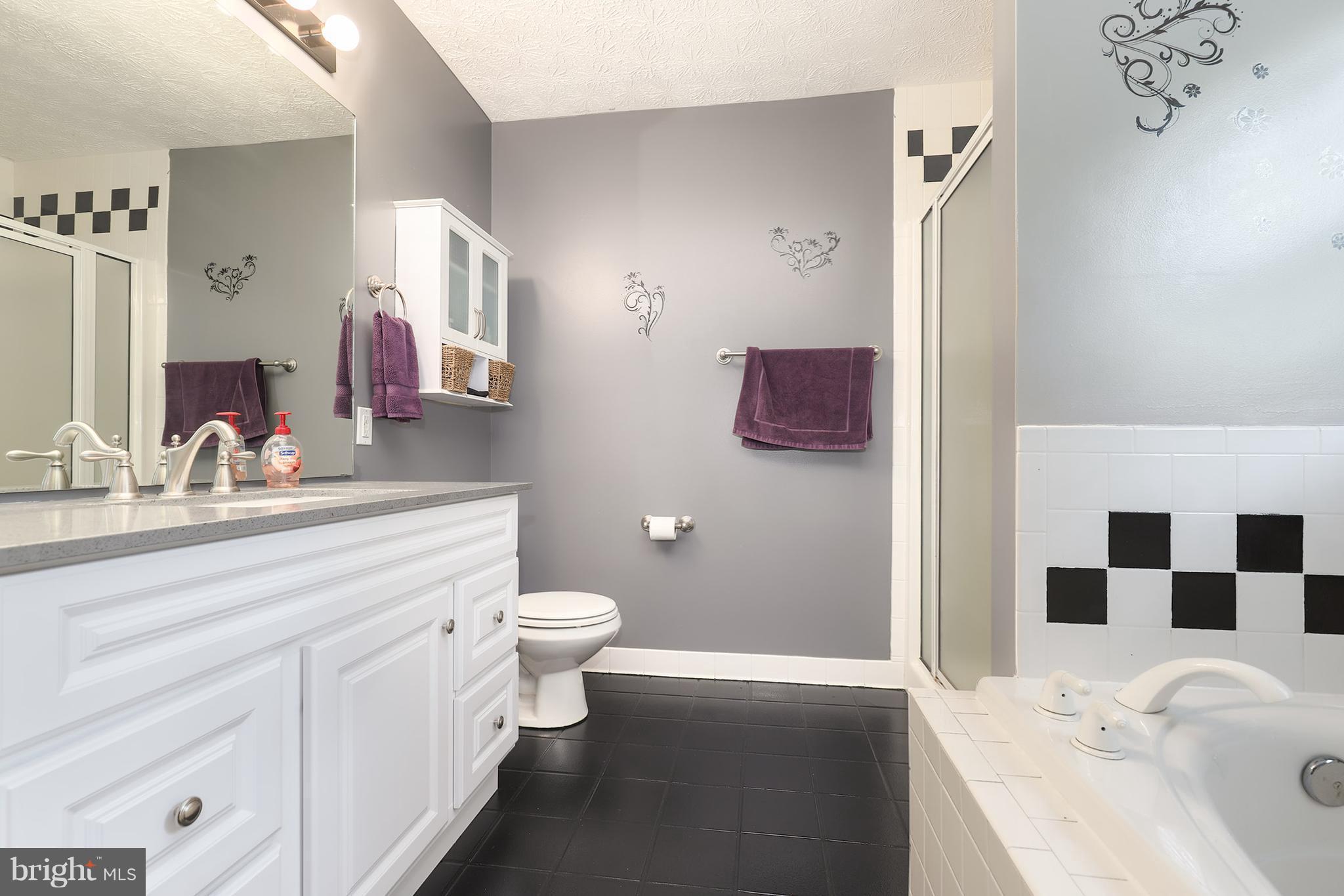 630 Carson Road Huntingtown, MD 20639 - Photo 19 of 30 Bath (Master)