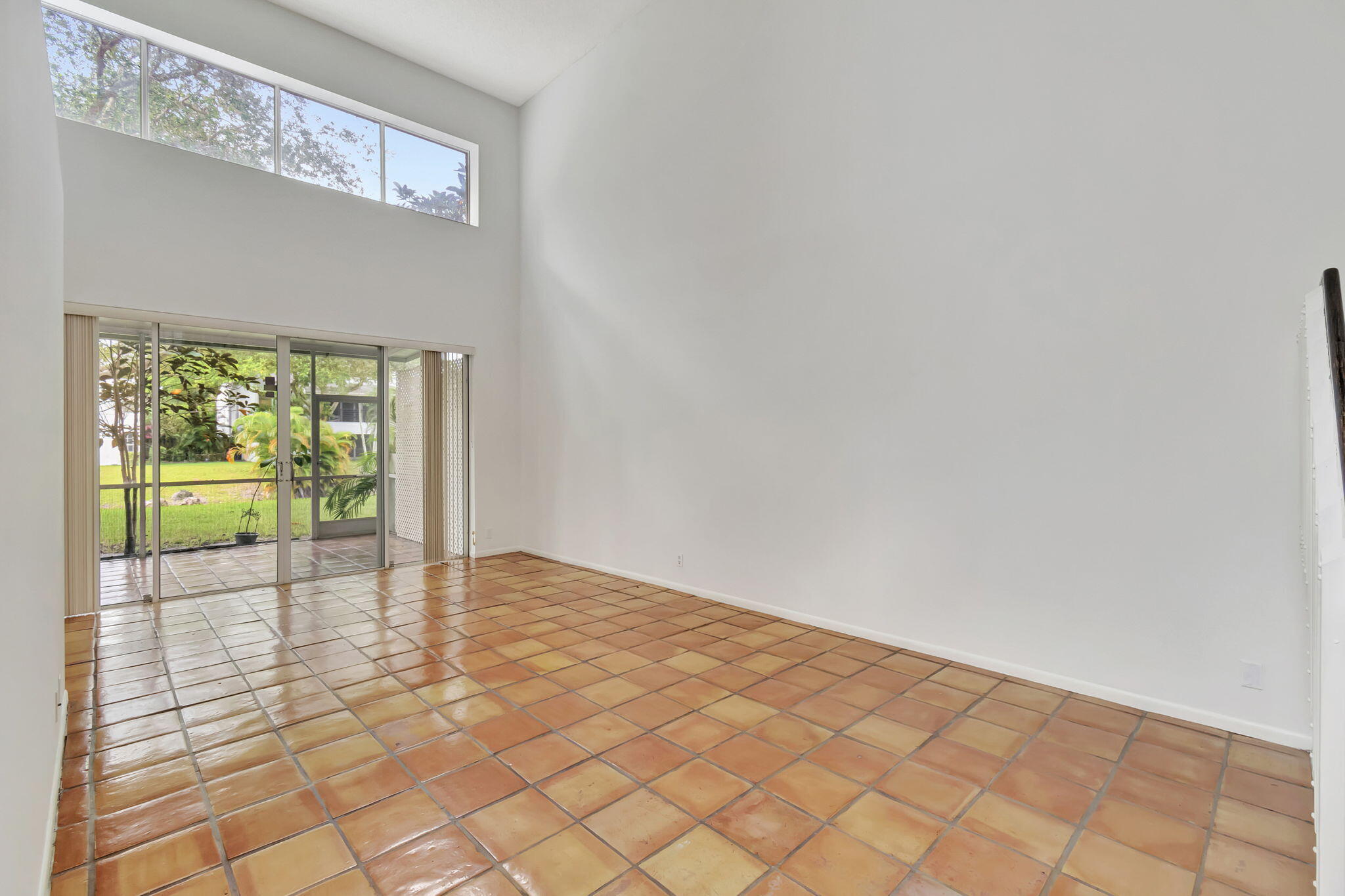 6215 Old Court Road, Unit 501 Boca Raton, FL 33433 - Photo 6 of 46 8-web-or-mls-DSC_2960