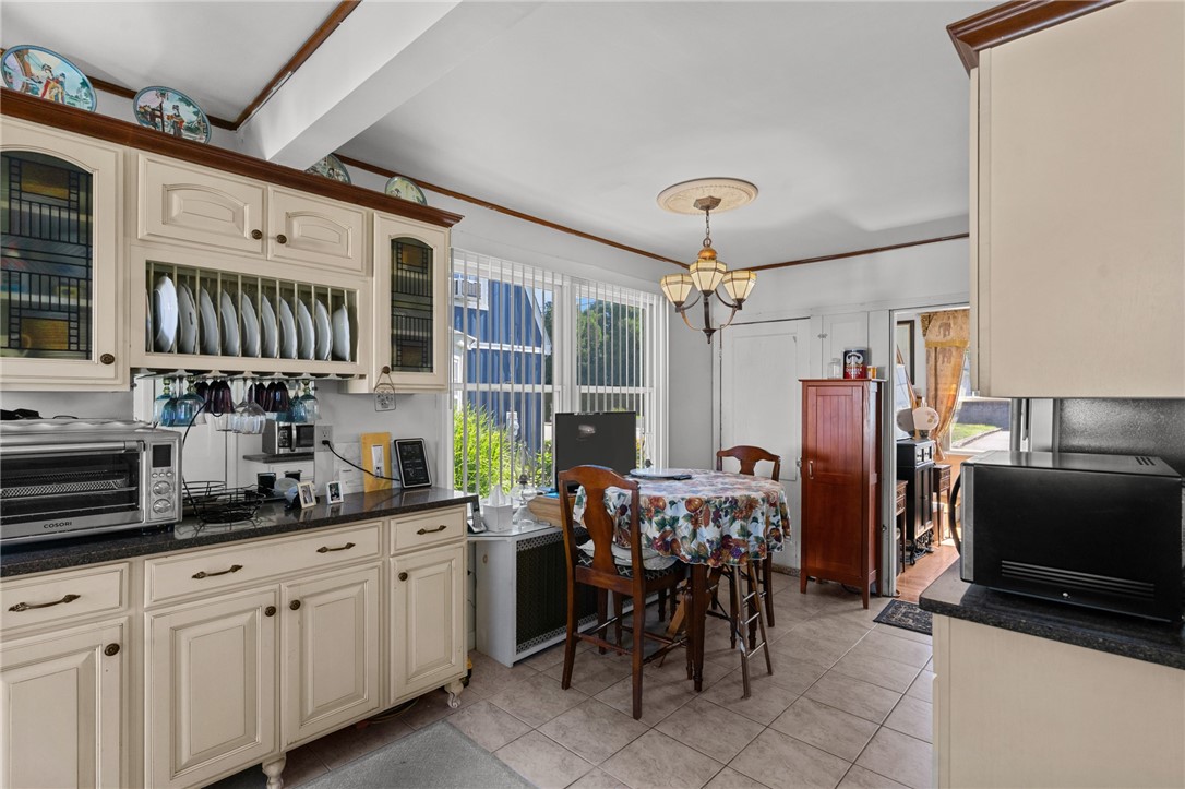 45 George Street Westerly, RI 02891 - Photo 9 of 39