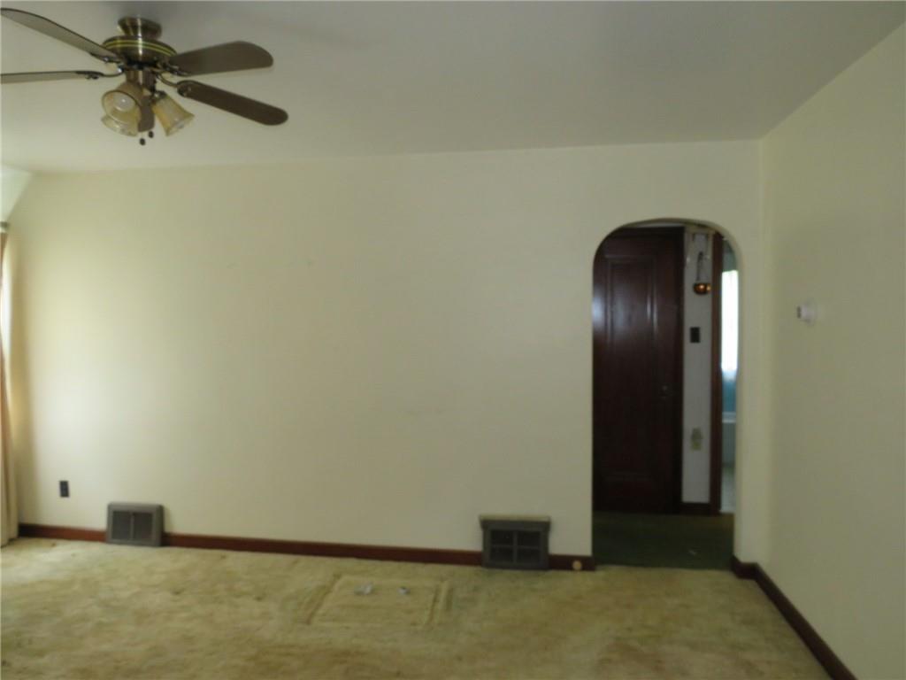 225 North Main Street Houston, PA 15342 - Photo 24 of 28
