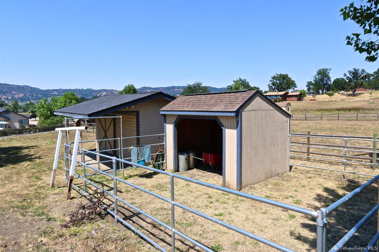 29271 North Lower Valley Road Tehachapi, CA 93561 - Photo 51 of 52 Gallery Image 51