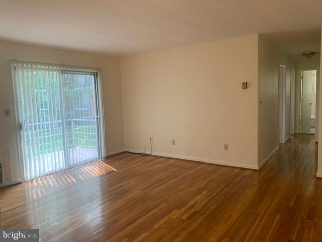 903 Cooks Lane, Unit 3A Baltimore, MD 21229 - Photo 6 of 6 Living Room
Photo Representational Only