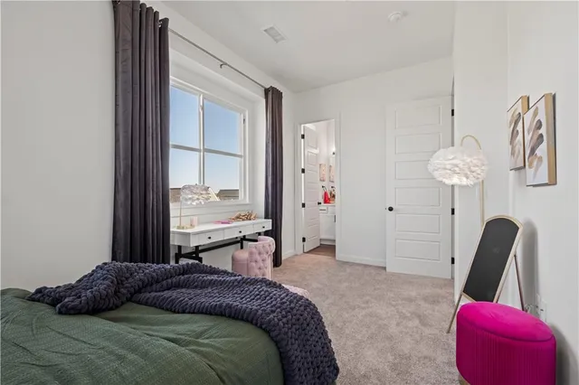 $525,000 | 453 Southwest Longview Boulevard, Lee's Summit, MO 64081