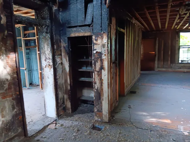 $43,500 | 402 Main Street, Bruceville, IN 47516