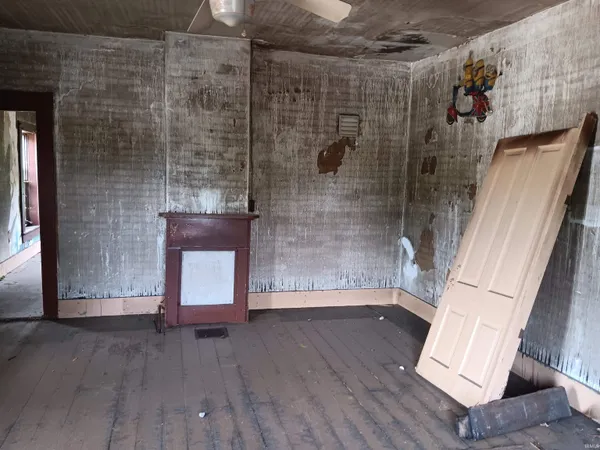 $43,500 | 402 Main Street, Bruceville, IN 47516