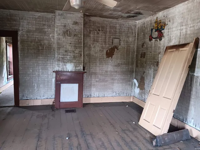 $43,500 | 402 Main Street, Bruceville, IN 47516