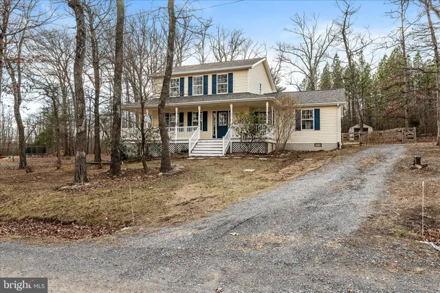 $2,350 | 209 Winchester Drive, Winchester, VA 22602