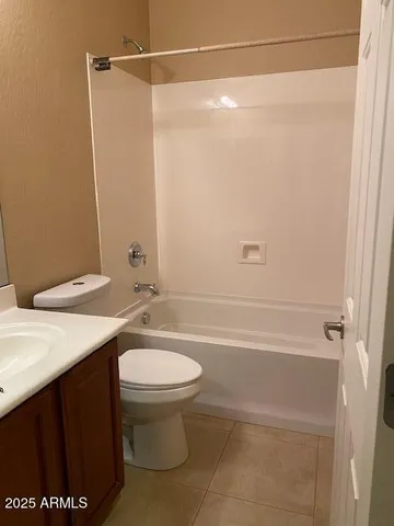 $2,250 | 25415 North 52nd Lane, Phoenix, AZ 85083