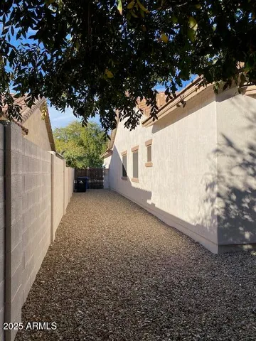 $2,250 | 25415 North 52nd Lane, Phoenix, AZ 85083