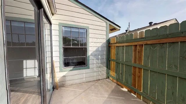 $650 | 725 Peppertree Drive, Unit 30, Bryan, TX 77801