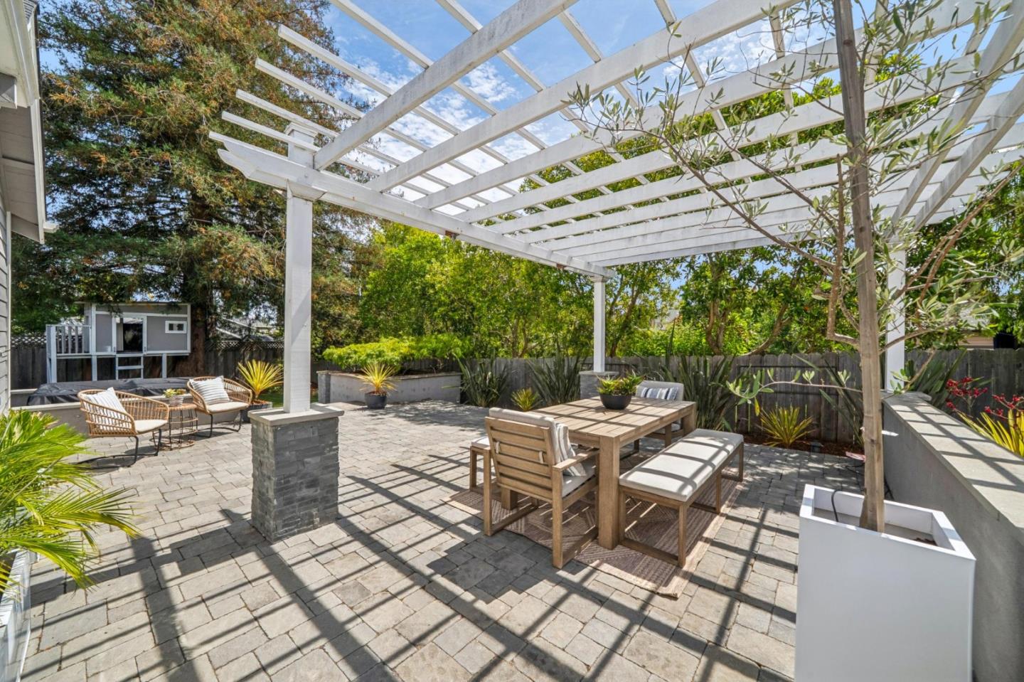 818 Crossway Road Burlingame, CA 94010 - Photo 51 of 67 Gallery Image 51