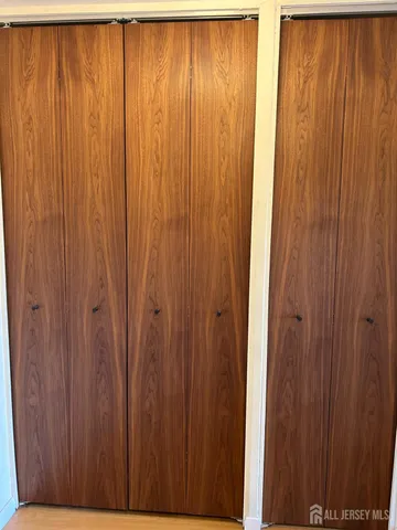 $1,800 | 123 South Adelaide Avenue, Unit 4M, Highland Park, NJ 08904