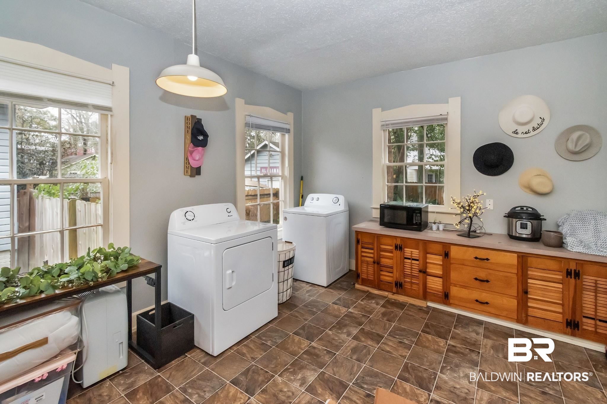 57 South Fulton Street Mobile, AL 36606 - Photo 14 of 36