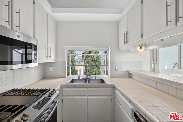 $4,350 | 1653 Micheltorena Street, Unit 3, Los Angeles, CA 90026