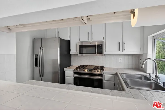 $4,350 | 1653 Micheltorena Street, Unit 3, Los Angeles, CA 90026