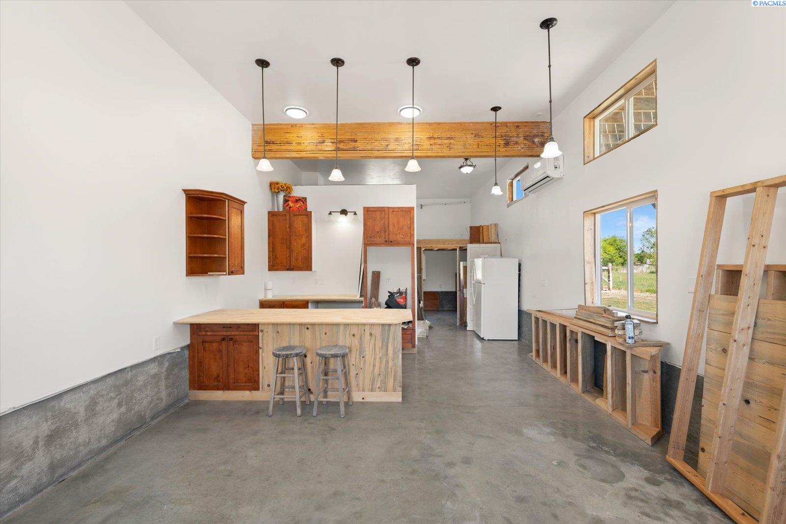 21018 South Finley Road Kennewick, WA 99337 - Photo 10 of 41 Gallery Image 10