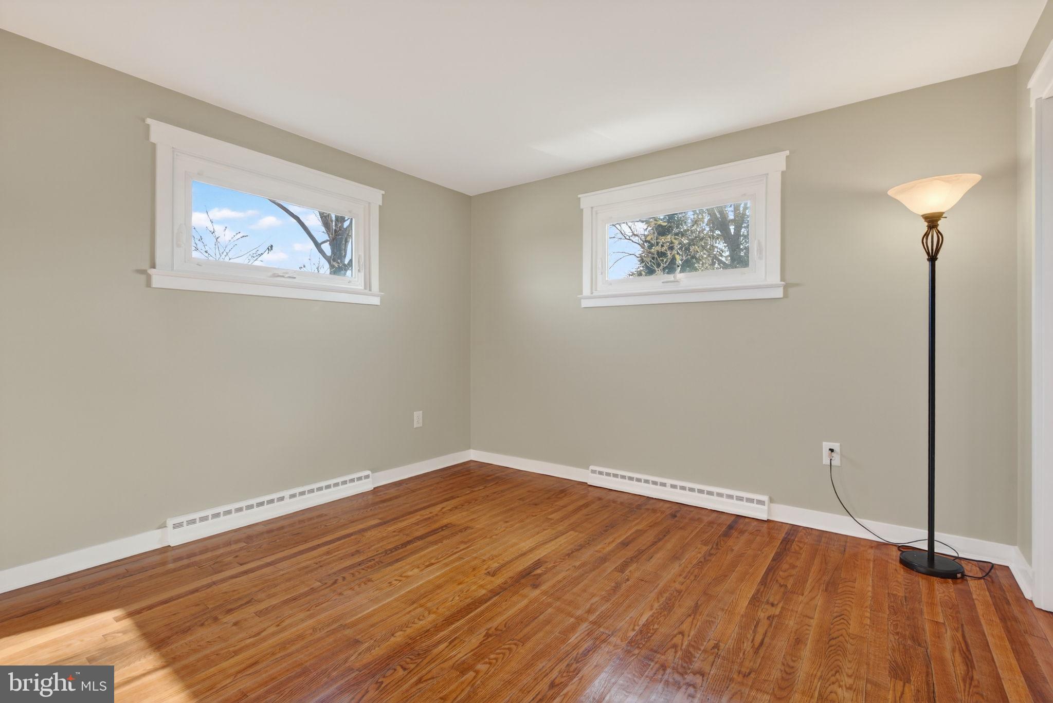 2103 South View Road Lancaster, PA 17602 - Photo 20 of 35 a view of empty room with wooden floor