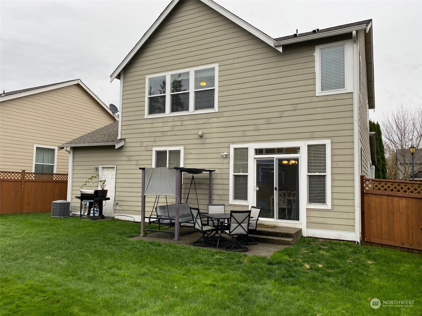 7045 Radius Loop Southeast Lacey, WA 98513 - Photo 4 of 36 Gallery Image 4