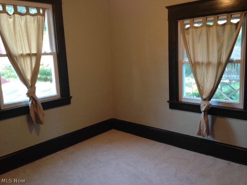 609 Brittain Road Akron, OH 44305 - Photo 16 of 25 Gallery Image 16