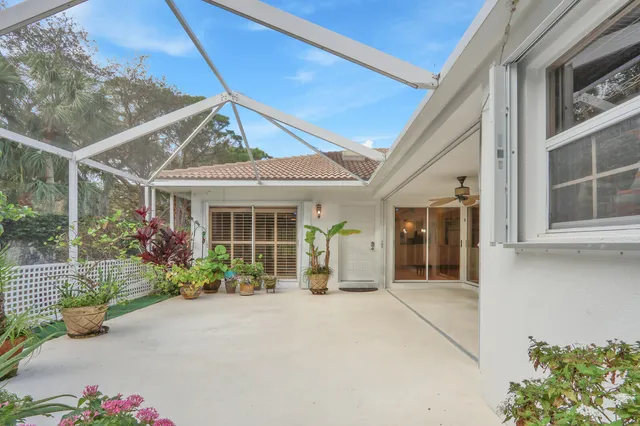 $3,000 | 9303 Chapman Oak Court, Palm Beach Gardens, FL 33410