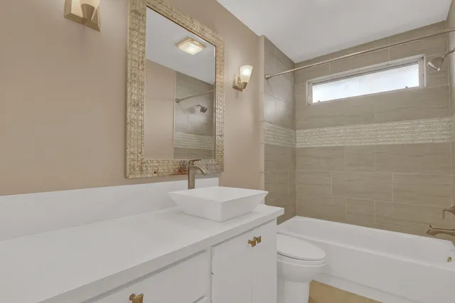 $3,000 | 9303 Chapman Oak Court, Palm Beach Gardens, FL 33410