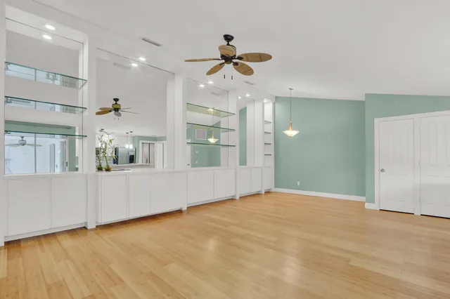 $3,000 | 9303 Chapman Oak Court, Palm Beach Gardens, FL 33410