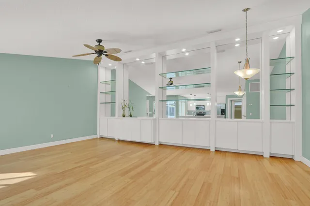 $3,000 | 9303 Chapman Oak Court, Palm Beach Gardens, FL 33410