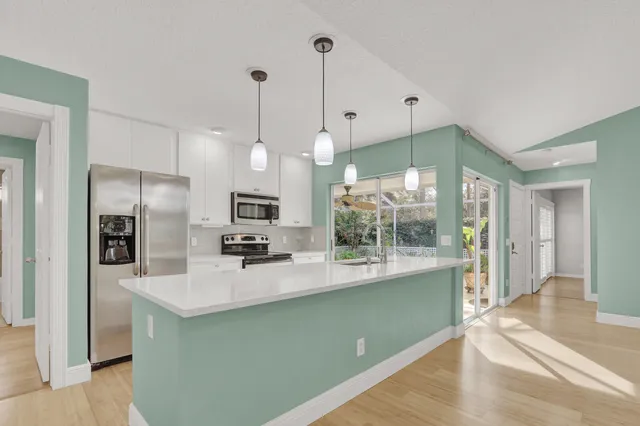 $3,000 | 9303 Chapman Oak Court, Palm Beach Gardens, FL 33410