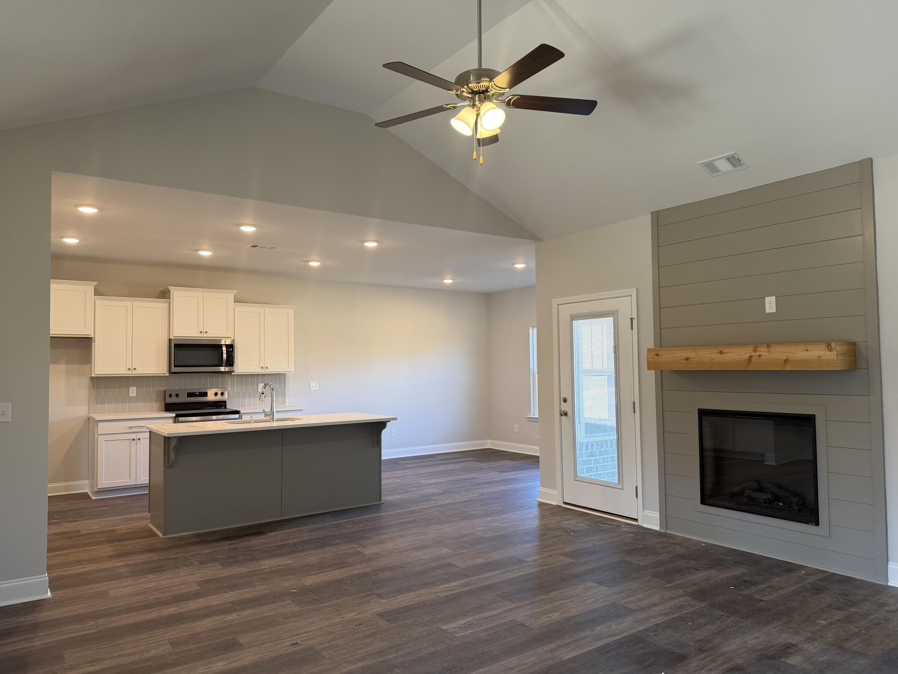 1302 Elias Street Thomson, GA 30824 - Photo 21 of 56 IMG_4037