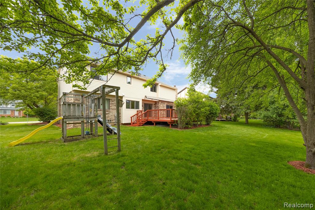 2753 Powderhorn Ridge Road Rochester Hills, MI 48309 - Photo 30 of 35