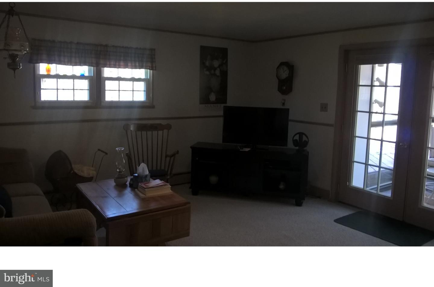 2005 Richard Road Willow Grove, PA 19090 - Photo 12 of 22 Gallery Image 12