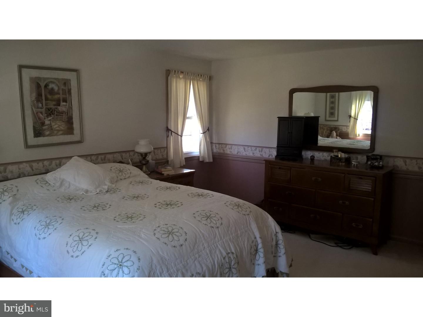 2005 Richard Road Willow Grove, PA 19090 - Photo 15 of 22 Gallery Image 15