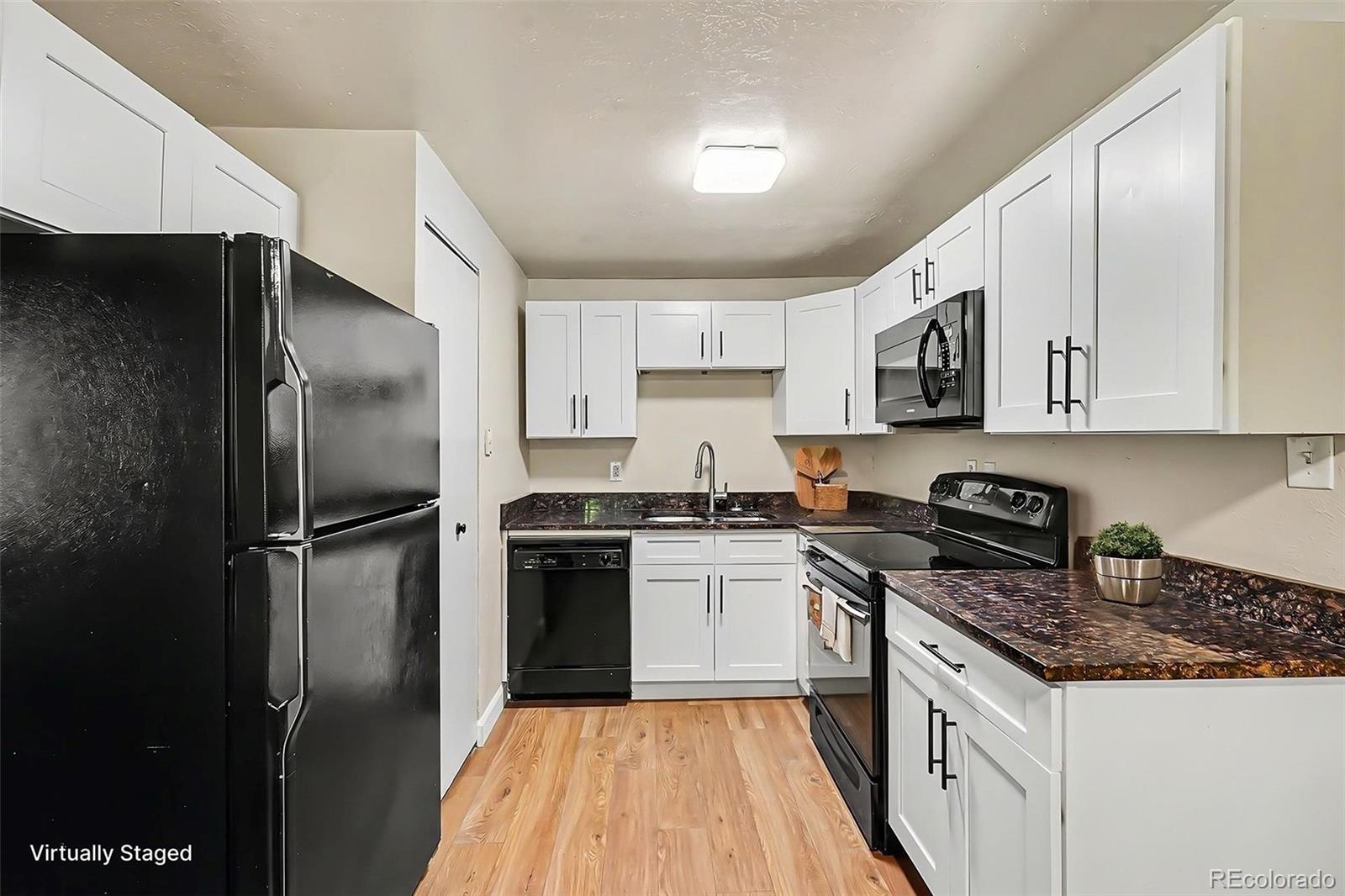 875 South Quebec Street, Unit 24 Denver, CO 80247 - Photo 11 of 26